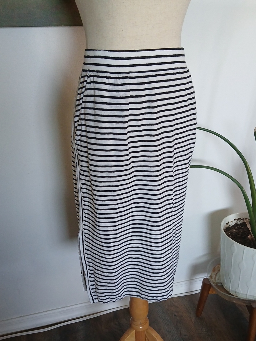 Eileen Fisher 100% Organic Linen Black & White Stripe Midi Skirt Sz M